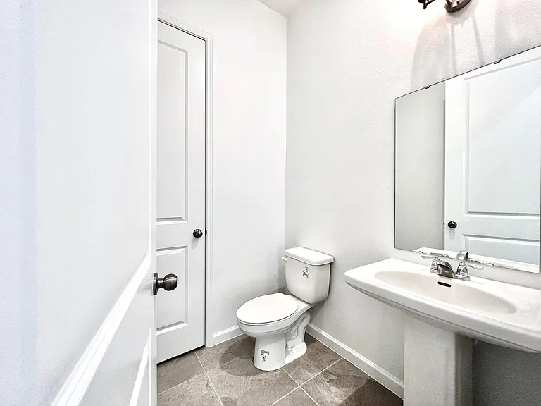 2116 Celebration Blvd — Photo 7