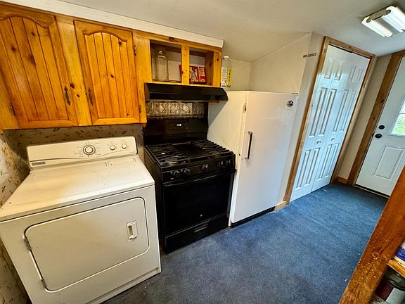 4th image of 1238 Halls Lake Road