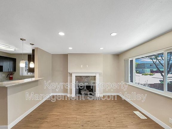 4th image of 139 Locksunart Way