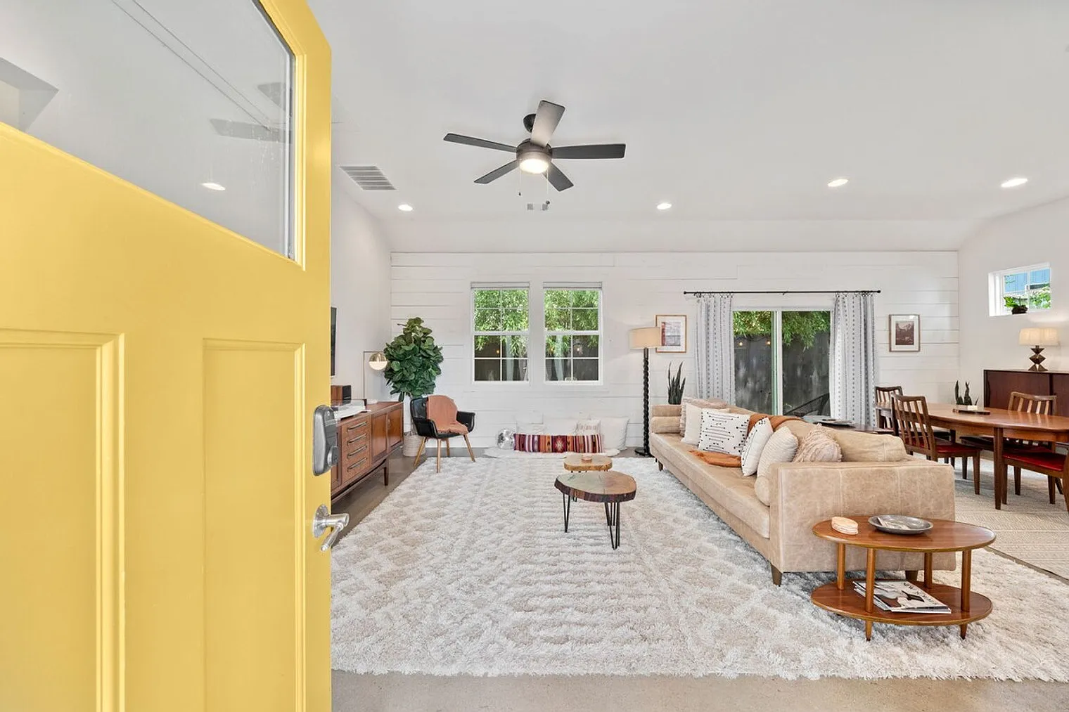 1 bed, 1.0 bath, $7,442 — Photo 3