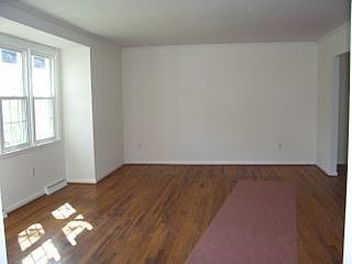 2nd image of 8 Lynn Dr