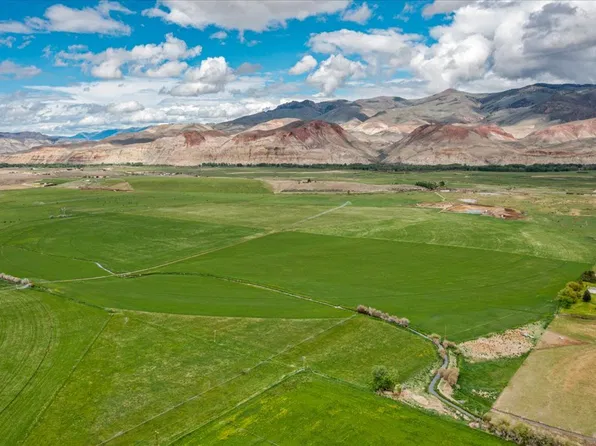 24950 Highway 93, Challis, ID 83226