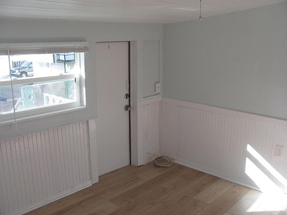 5th image of 524 3rd St N APT C