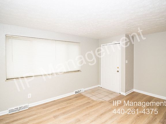 3rd image of 23823 Banbury Cir #2-G