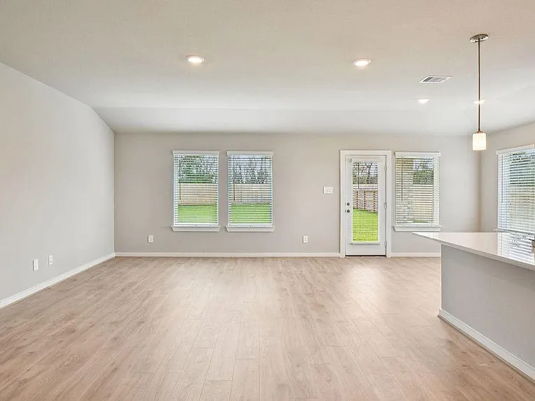 2131 Rawls Ranch Ct — Photo 3