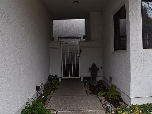 2nd image of 19163 N Spyglass Ct