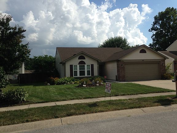 2nd image of 8533 Country Club Blvd