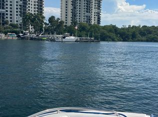 2001 N Ocean Blvd APT 301, Boca Raton, FL 33431