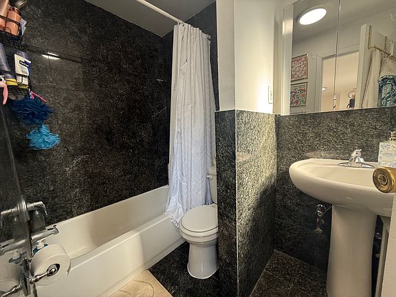 5th image of 513 E 5th St #7A
