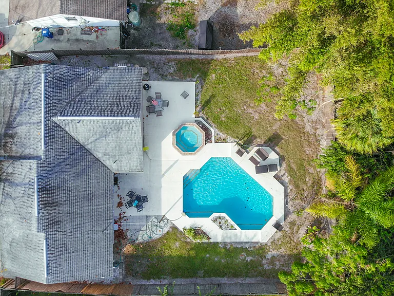 2437 Arapaho St — Photo 53
