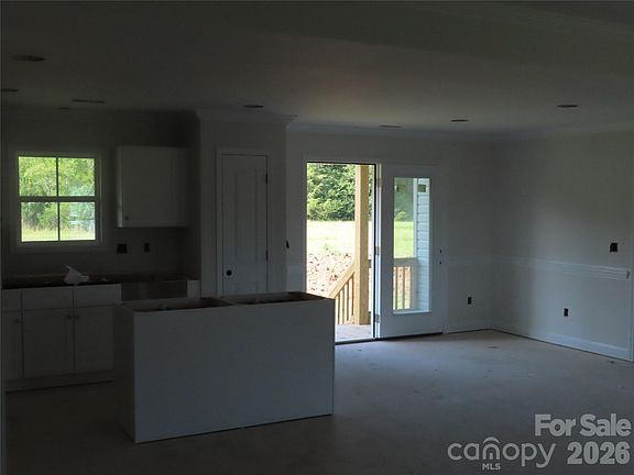 5th image of 118 Mason Tanner Ct