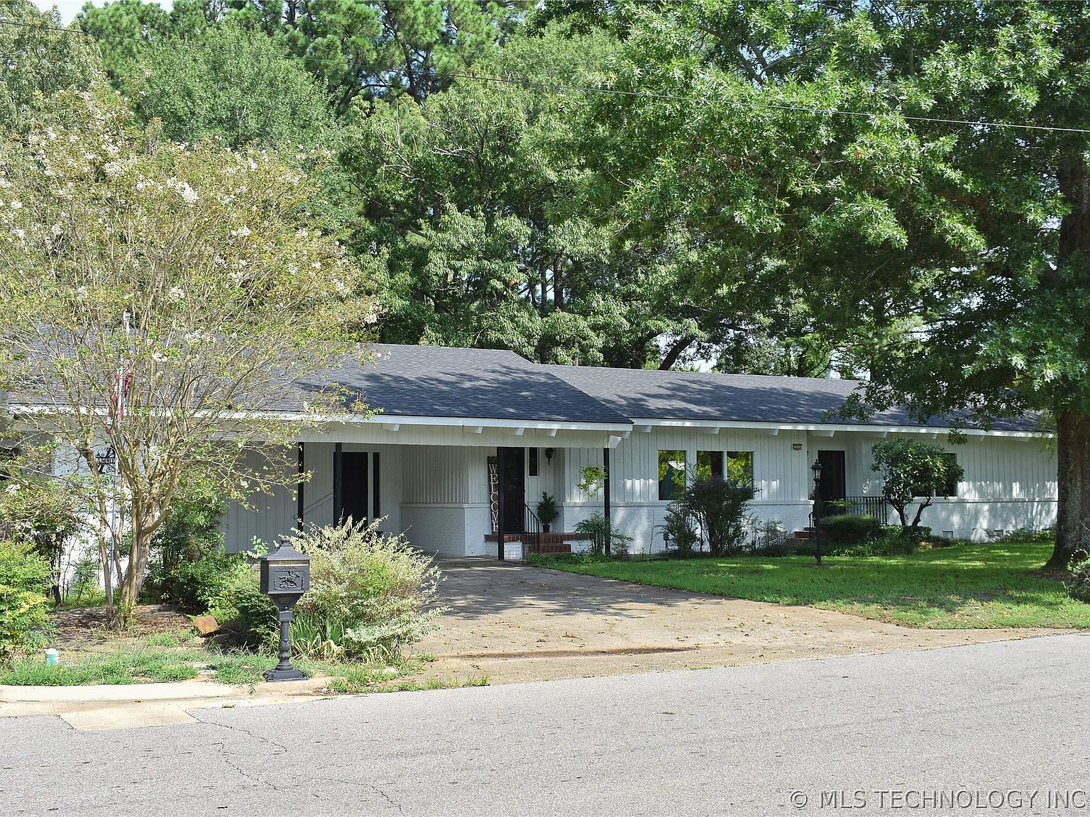308 NE I St, Antlers, OK 74523 Zillow