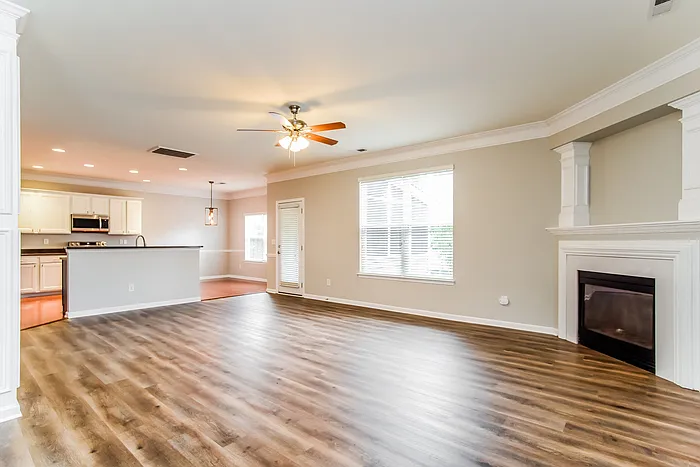 16315 Raptor Ct — Photo 5