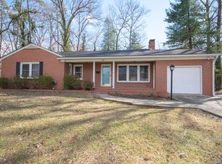 712 Dogwood Dr, Lincolnton, NC 28092
