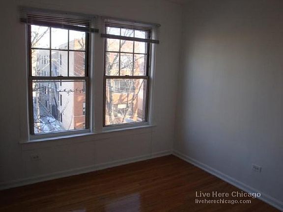 2nd image of 3259 W Wrightwood Ave APT 2H