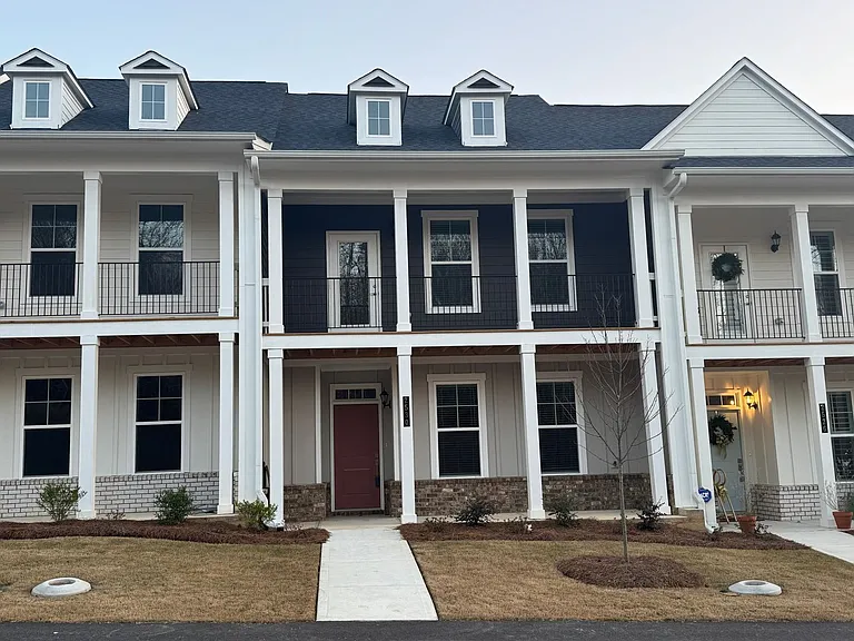 2530 Harbor Ridge Pass — Photo 1