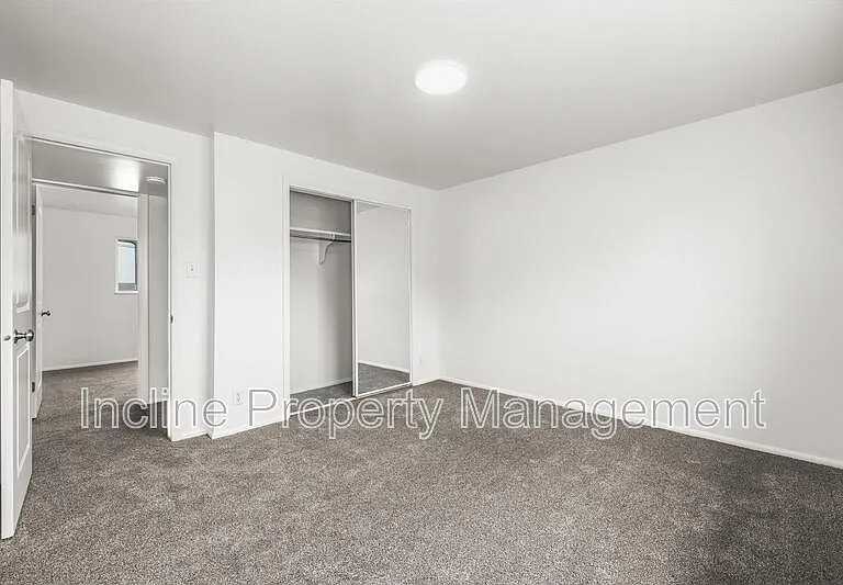 1069 S 80 E — Photo 8