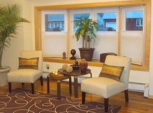 33 Bender Ave, Iselin, NJ 08830