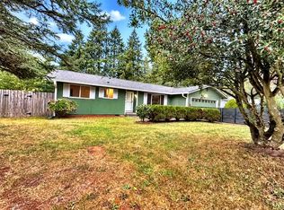 1600 Canyon Ct, Pt Orchard, WA 98366