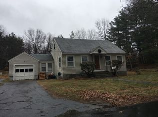 8 Pine St, Chelmsford, MA 01824