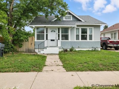 705 W 28th St, Cheyenne, WY, 82001