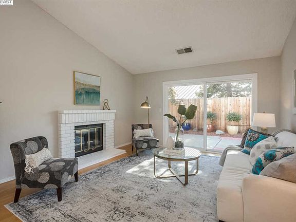 3rd image of 3520 Bowman Ct