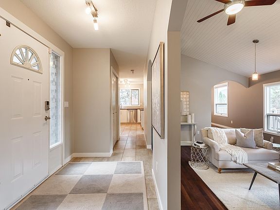 5th image of 2154 Michelle Cres