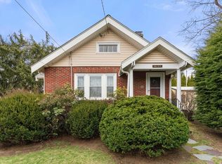 32 Harvard St, Natick, MA 01760