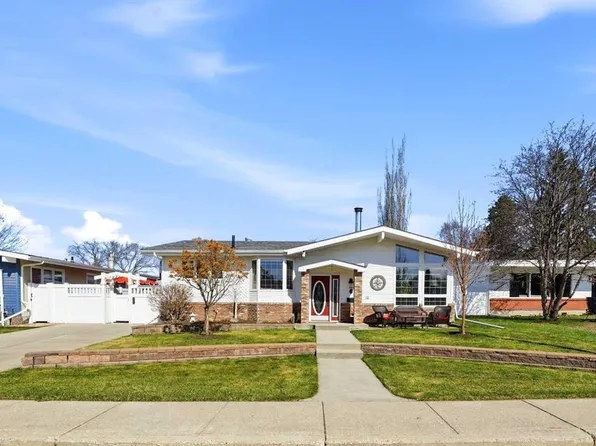 6 S Sydney Close, Red Deer, AB T4N 0E1