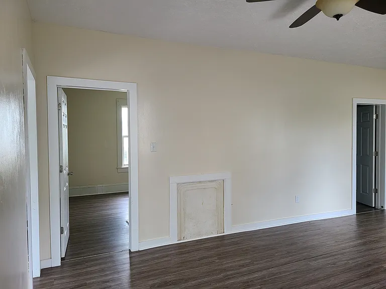 110 Summers St — Photo 15