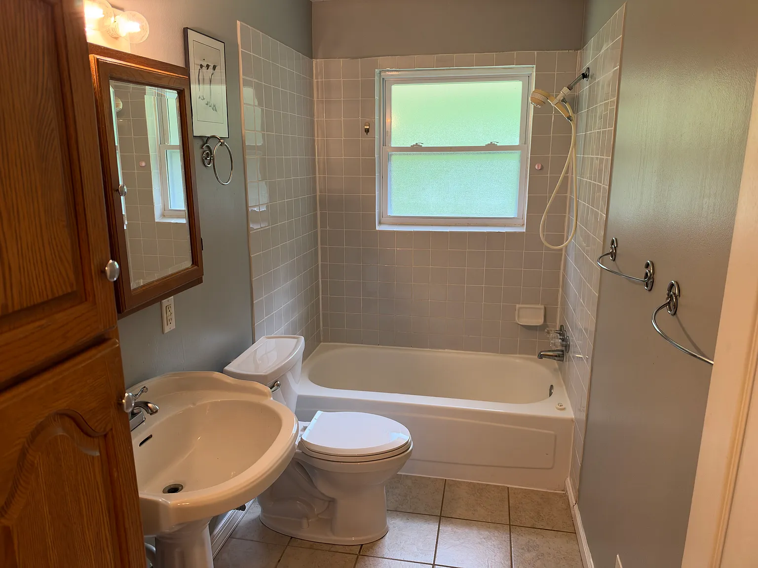 3 bed, 1300 sqft, $1,795 — Photo 3