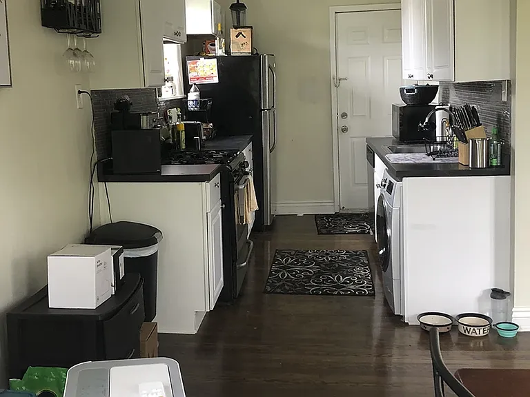 3837 N Greenview Ave #3 — Photo 3