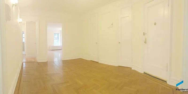 Rented by FirstService Realty (legacy) | media 5