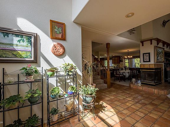 5th image of 3158 Fredrich Dr