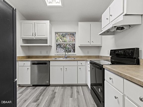 4th image of 5123 Pineland Ave