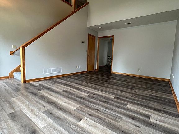 5th image of 1119 Dean Dr