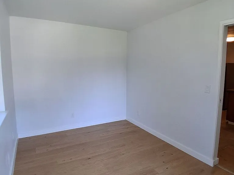 1190 S Winery Ave #222 — Photo 12