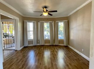 688 E 36th St, Los Angeles, CA 90011