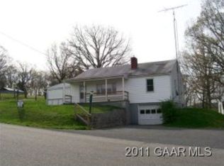 704 Buttermilk Spring Rd, Staunton, VA 24401