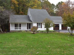 835 Parma Center Rd, Hilton, NY 14468