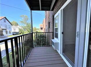 31 Green St APT 5, Reading, MA 01867