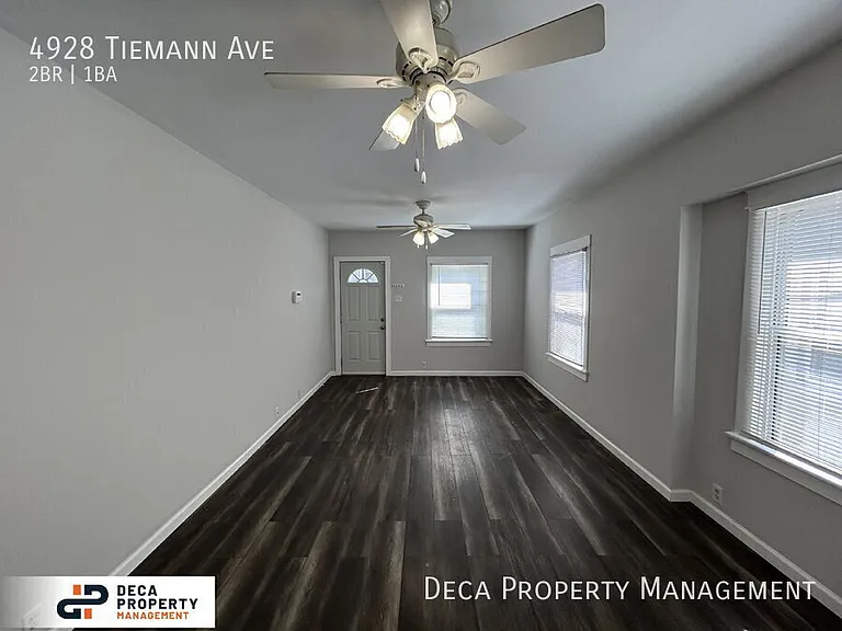 4928 Tiemann Ave — Photo 3
