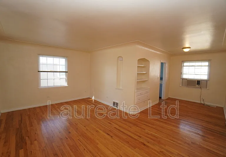 2425 S Humboldt St — Photo 4