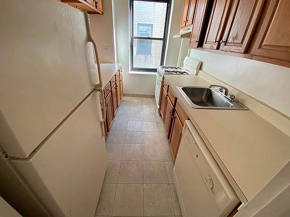 3rd image of 6620 Wetherole St APT 2H