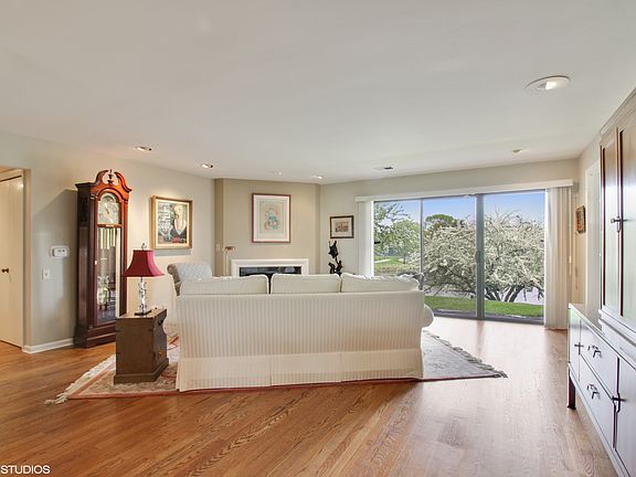 2nd image of 3 Harborside Dr #103