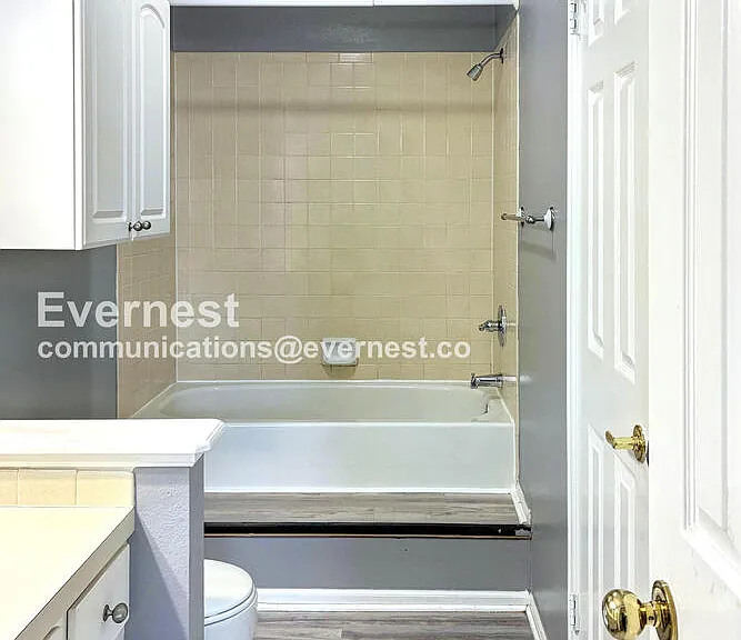 2828 Silverplume Dr #S5 — Photo 22