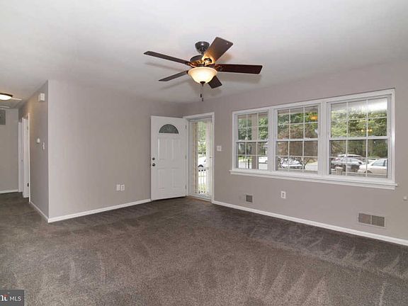 5th image of 2883 Cedar Crest Ct