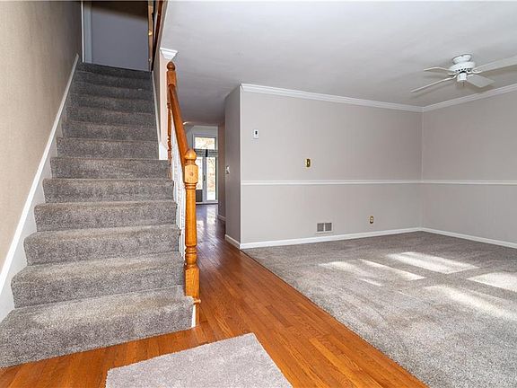 4th image of 217 Avon Way