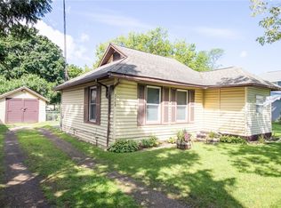 7569 6th St, Sodus Pt, NY 14555