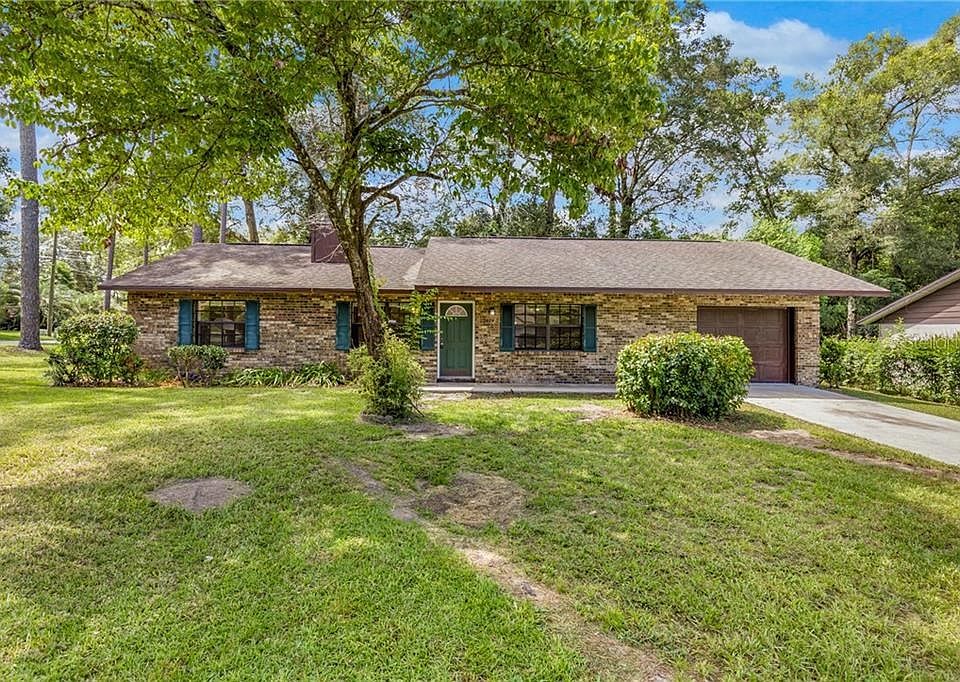 1st image of 3424 NE 44th Pl